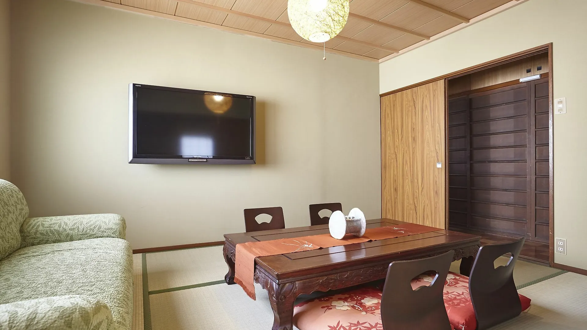 Kyoto Hanafuji Annex Holiday home